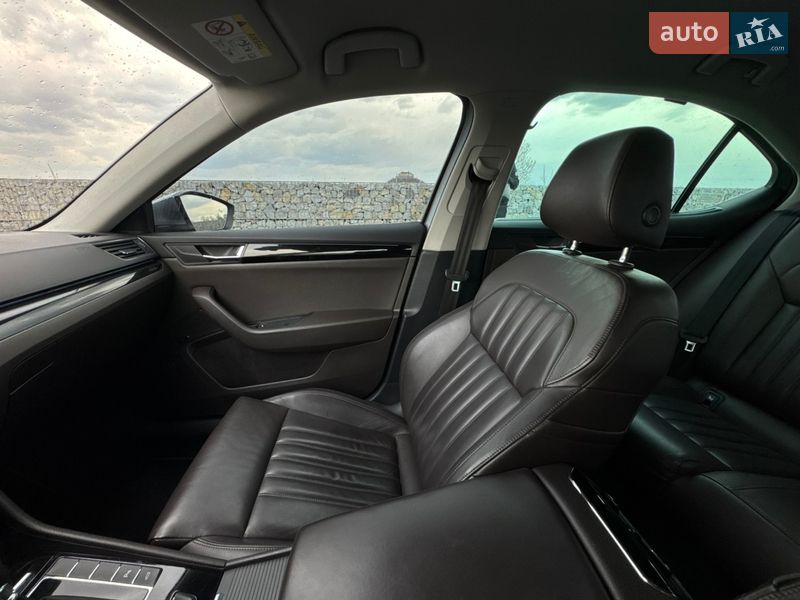 Лифтбек Skoda Superb 2015 в Мукачево