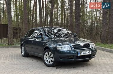 Лифтбек Skoda Superb 2006 в Новояворовске