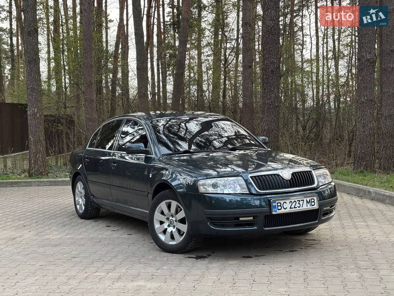 Лифтбек Skoda Superb 2006 в Новояворовске фото Лифтбек Skoda Superb 2006 в Новояворовске