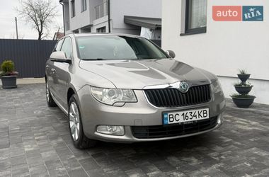 Лифтбек Skoda Superb 2009 в Львове