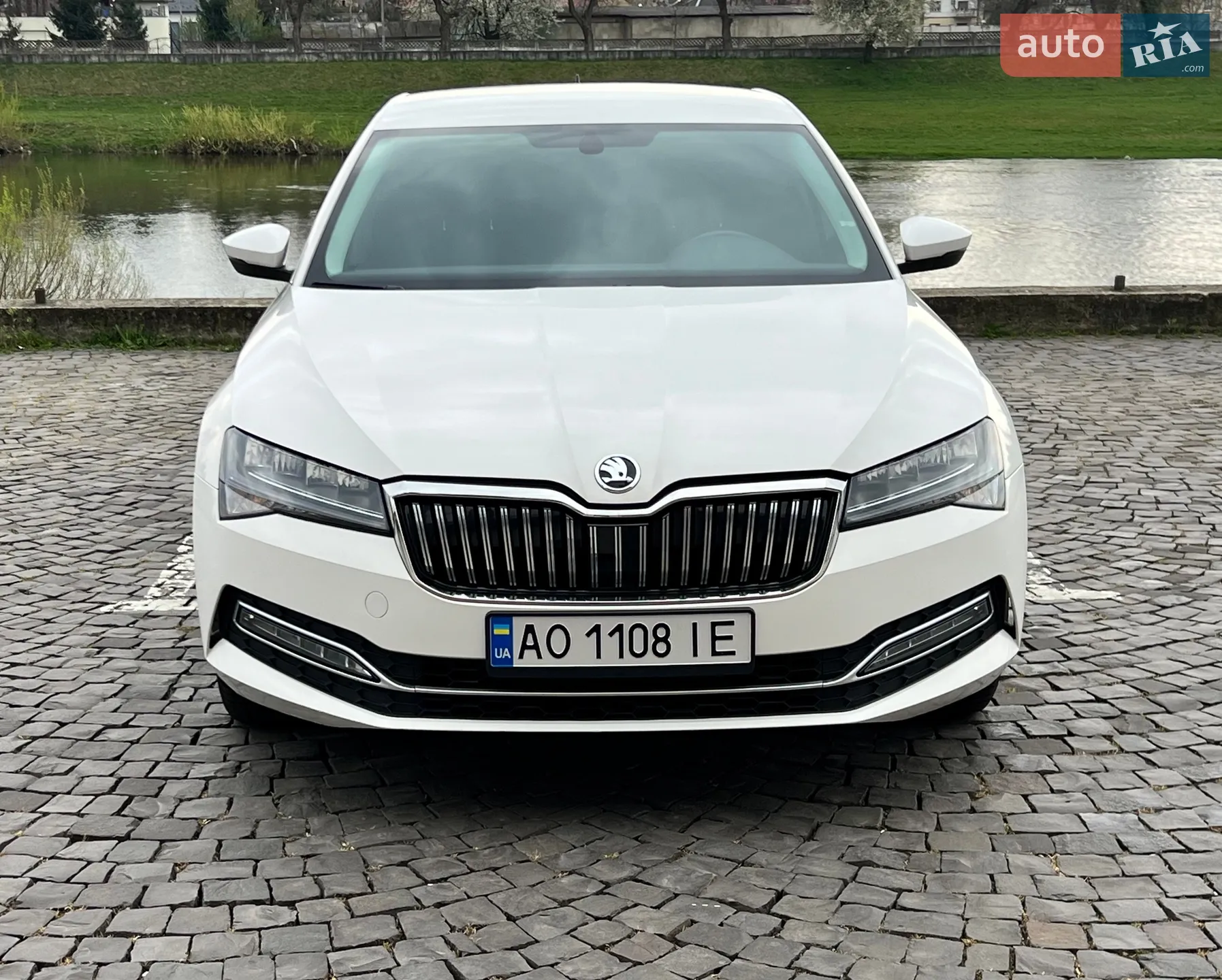 2020 Skoda Superb - мініатюра 2