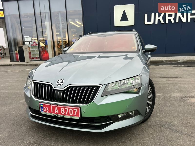 Универсал Skoda Superb 2017 в Ровно