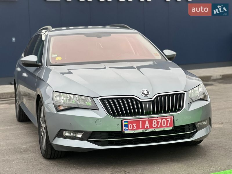 Универсал Skoda Superb 2017 в Ровно