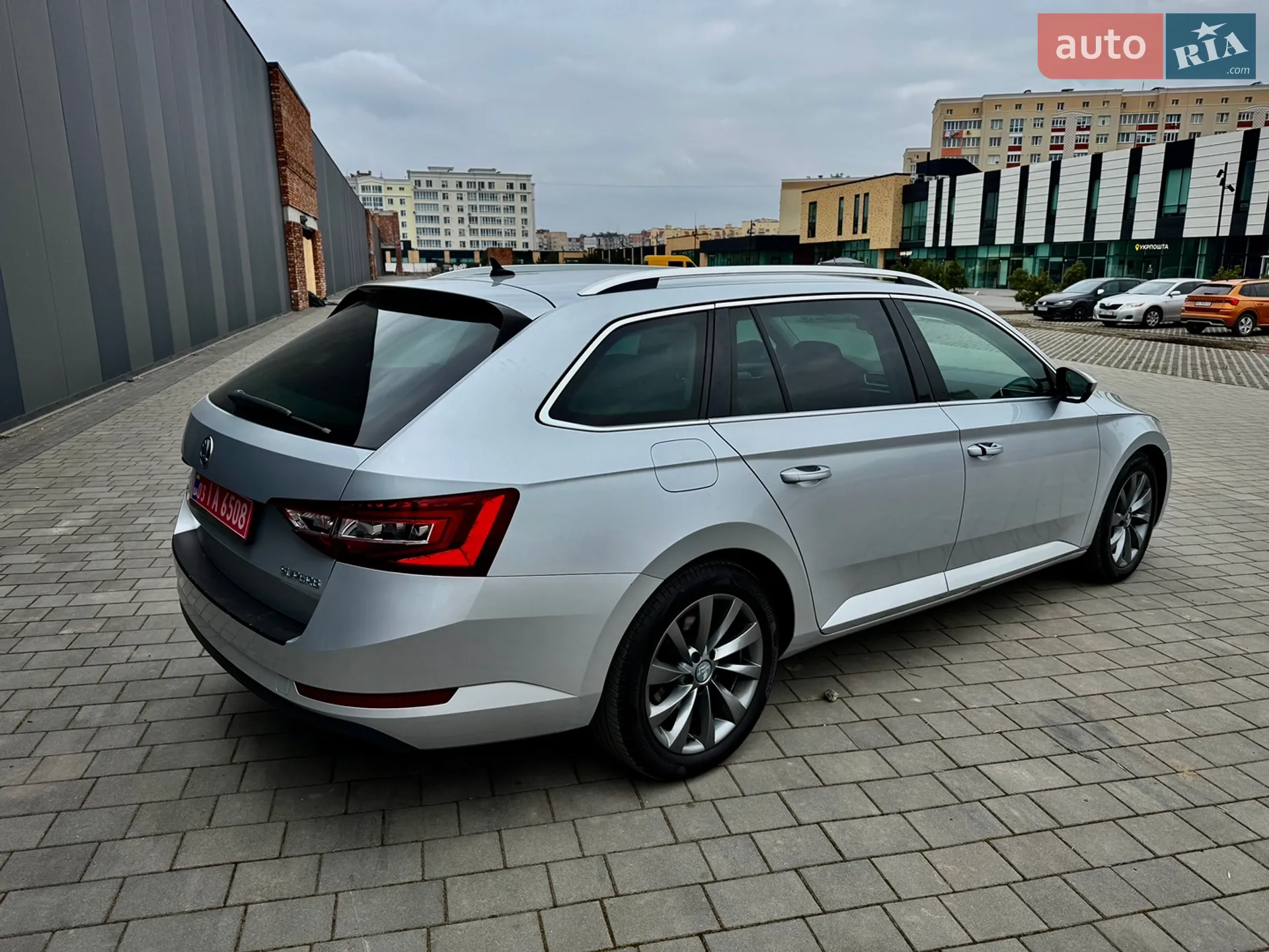 2017 Skoda Superb - мініатюра 3