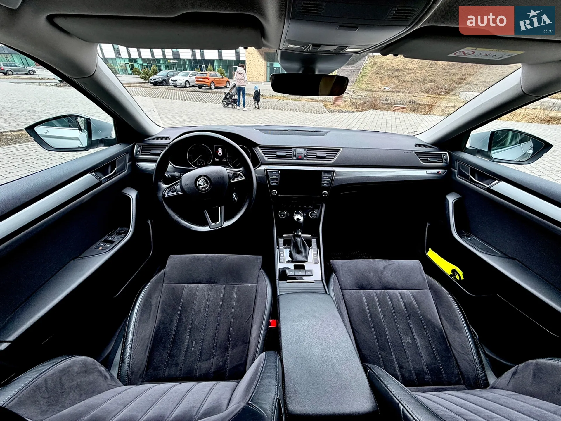 2017 Skoda Superb - мініатюра 8