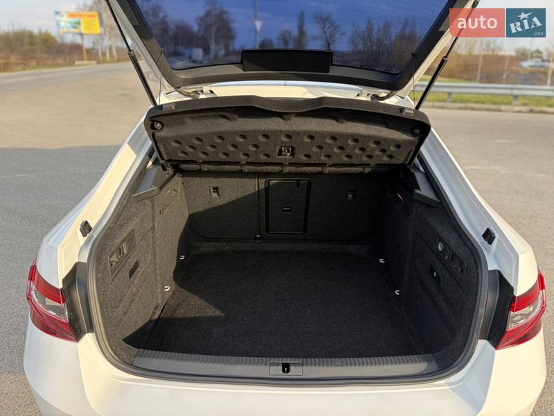 Лифтбек Skoda Superb 2018 в Киеве