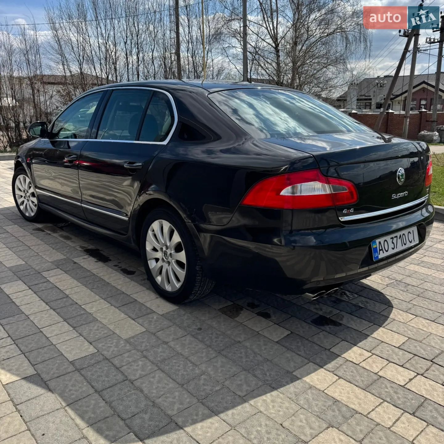 2010 Skoda Superb - мініатюра 7