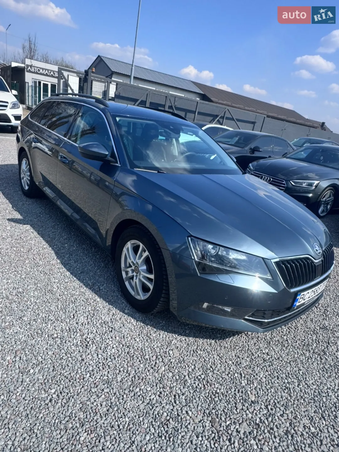 2019 Skoda Superb - мініатюра 9