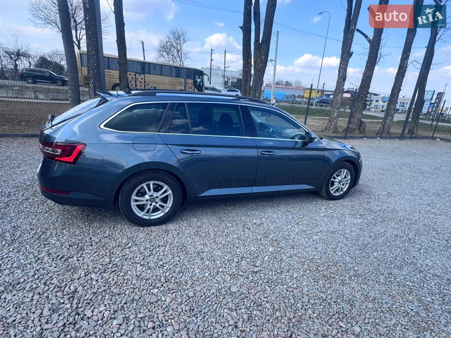 2019 Skoda Superb - мініатюра 12