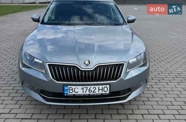 Ліфтбек Skoda Superb 2019 в Львові