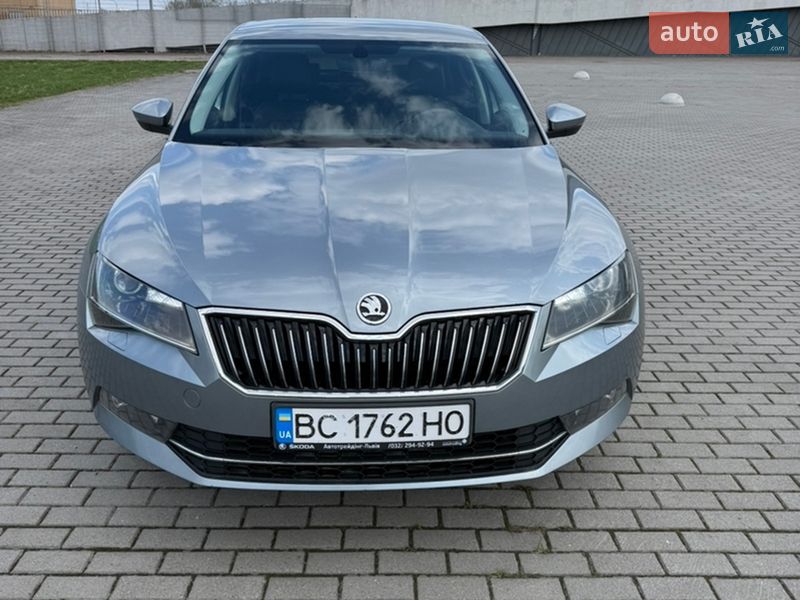 Skoda Superb 2019