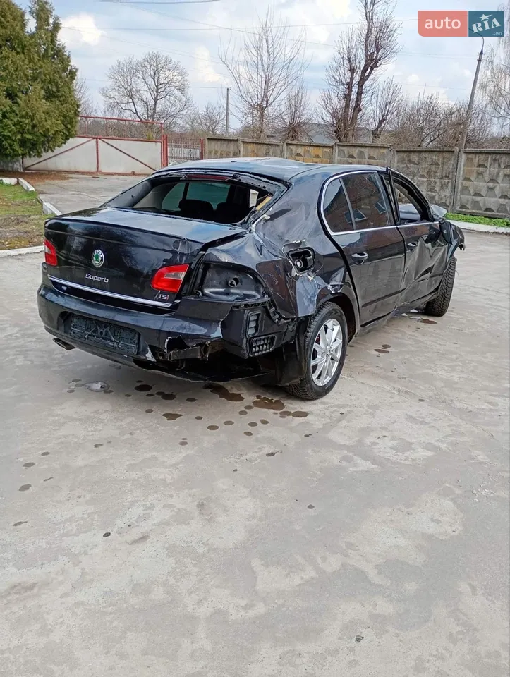 2011 Skoda Superb - мініатюра 27