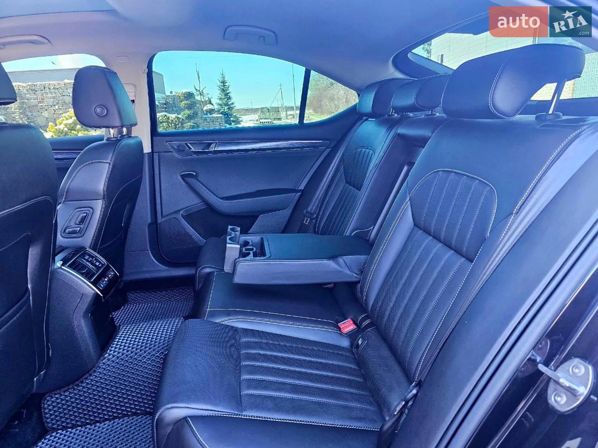 2019 Skoda Superb - мініатюра 33
