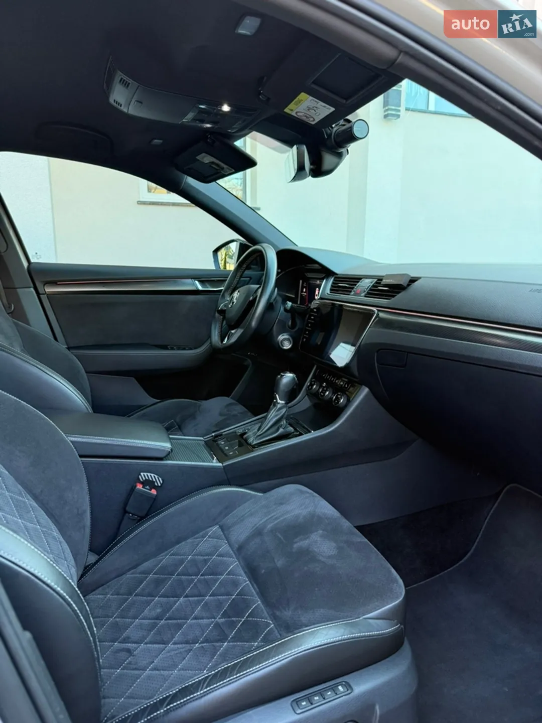 2020 Skoda Superb - мініатюра 10