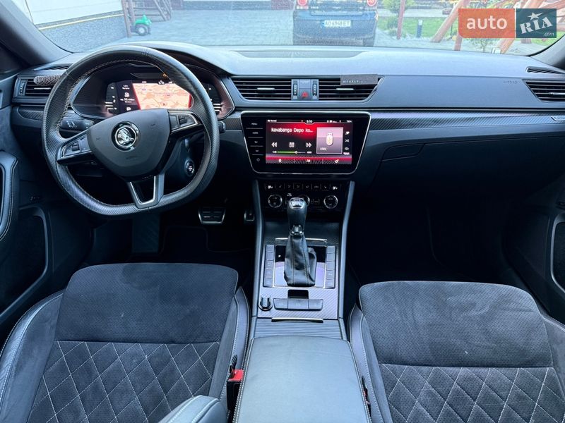 Лифтбек Skoda Superb 2020 в Иршаве