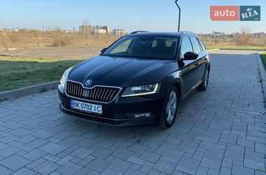 Універсал Skoda Superb 2019 в Рівному