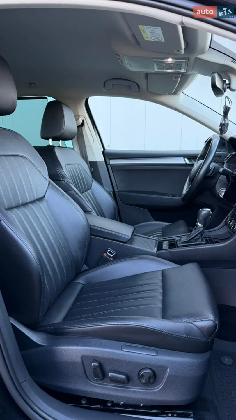 2019 Skoda Superb - мініатюра 10