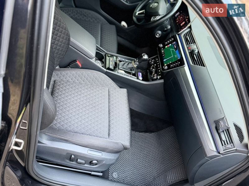 Лифтбек Skoda Superb 2019 в Киеве фото 30 Лифтбек Skoda Superb 2019 в Киеве