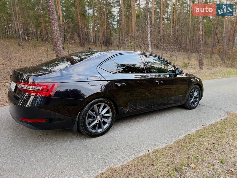Лифтбек Skoda Superb 2019 в Киеве фото 42 Лифтбек Skoda Superb 2019 в Киеве