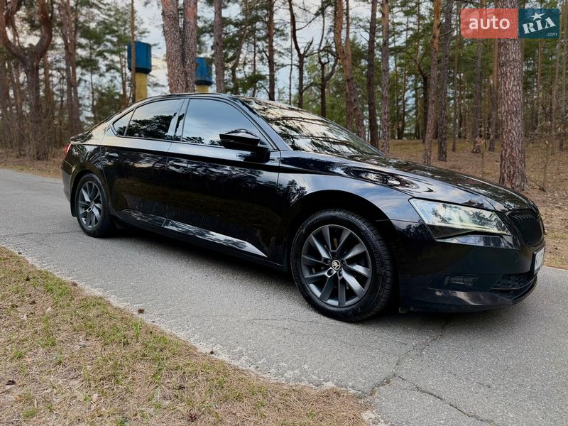 Лифтбек Skoda Superb 2019 в Киеве фото 44 Лифтбек Skoda Superb 2019 в Киеве