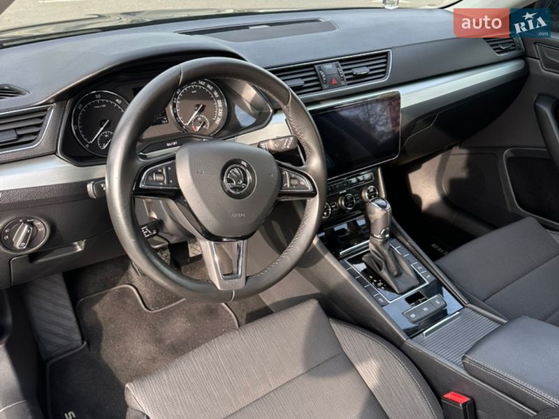Универсал Skoda Superb 2017 в Киеве