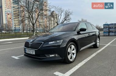 Универсал Skoda Superb 2017 в Киеве