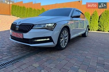 Лифтбек Skoda Superb 2023 в Ивано-Франковске