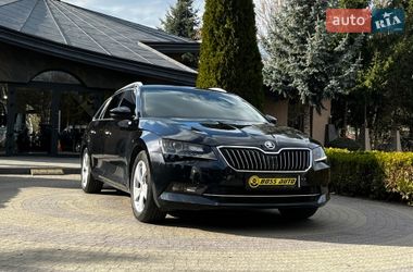 Універсал Skoda Superb 2015 в Чернівцях