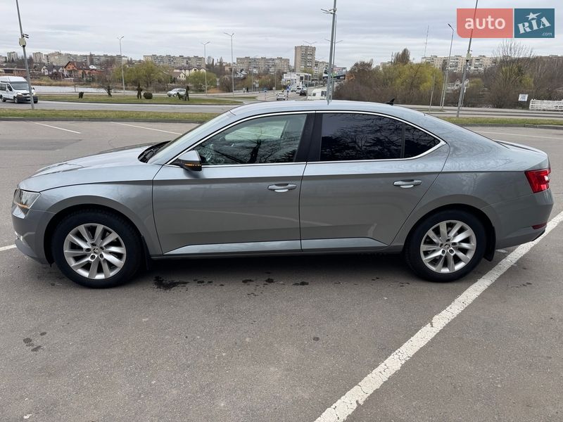 Ліфтбек Skoda Superb 2015 в Вінниці