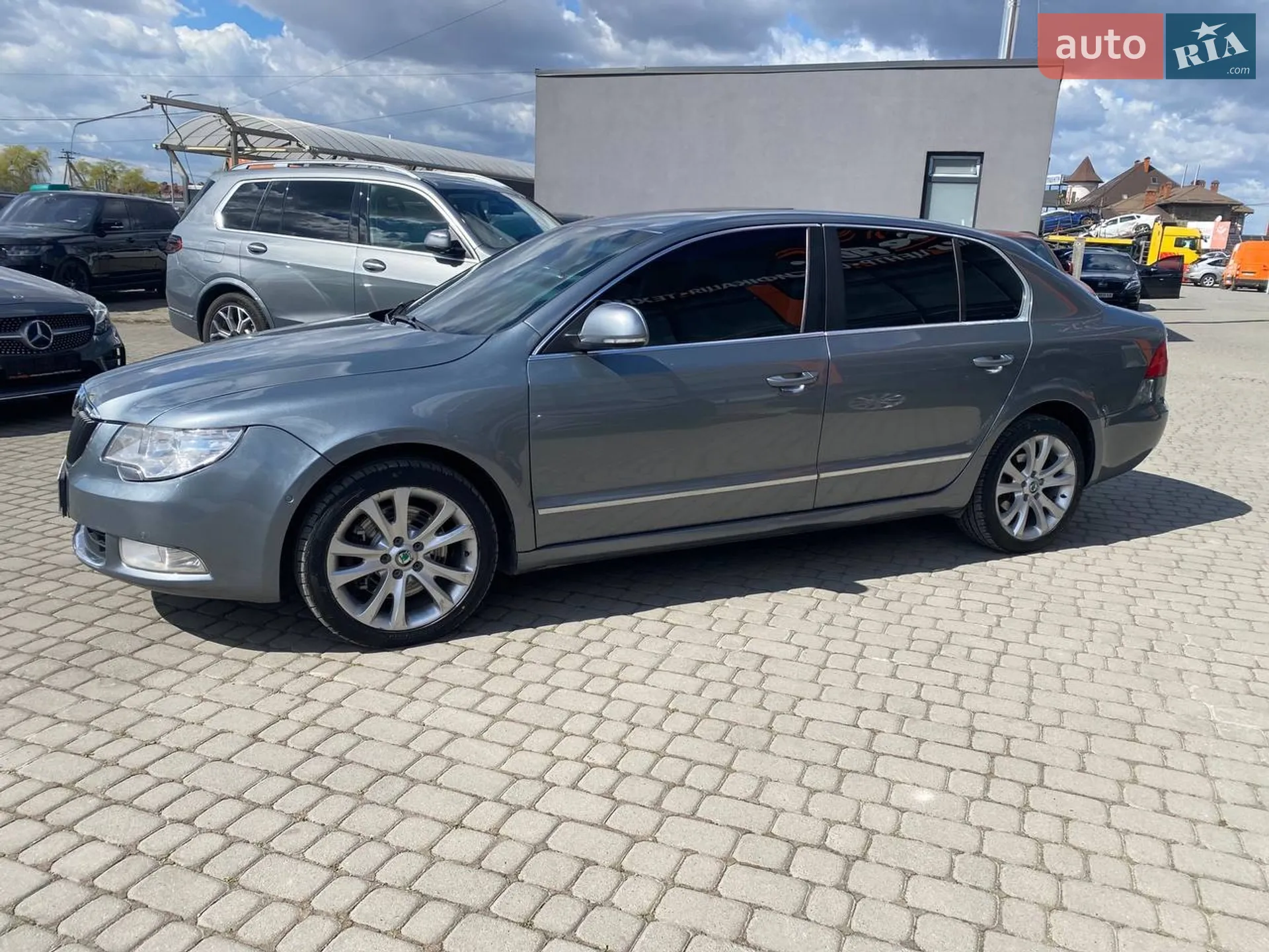 2012 Skoda Superb - мініатюра 4