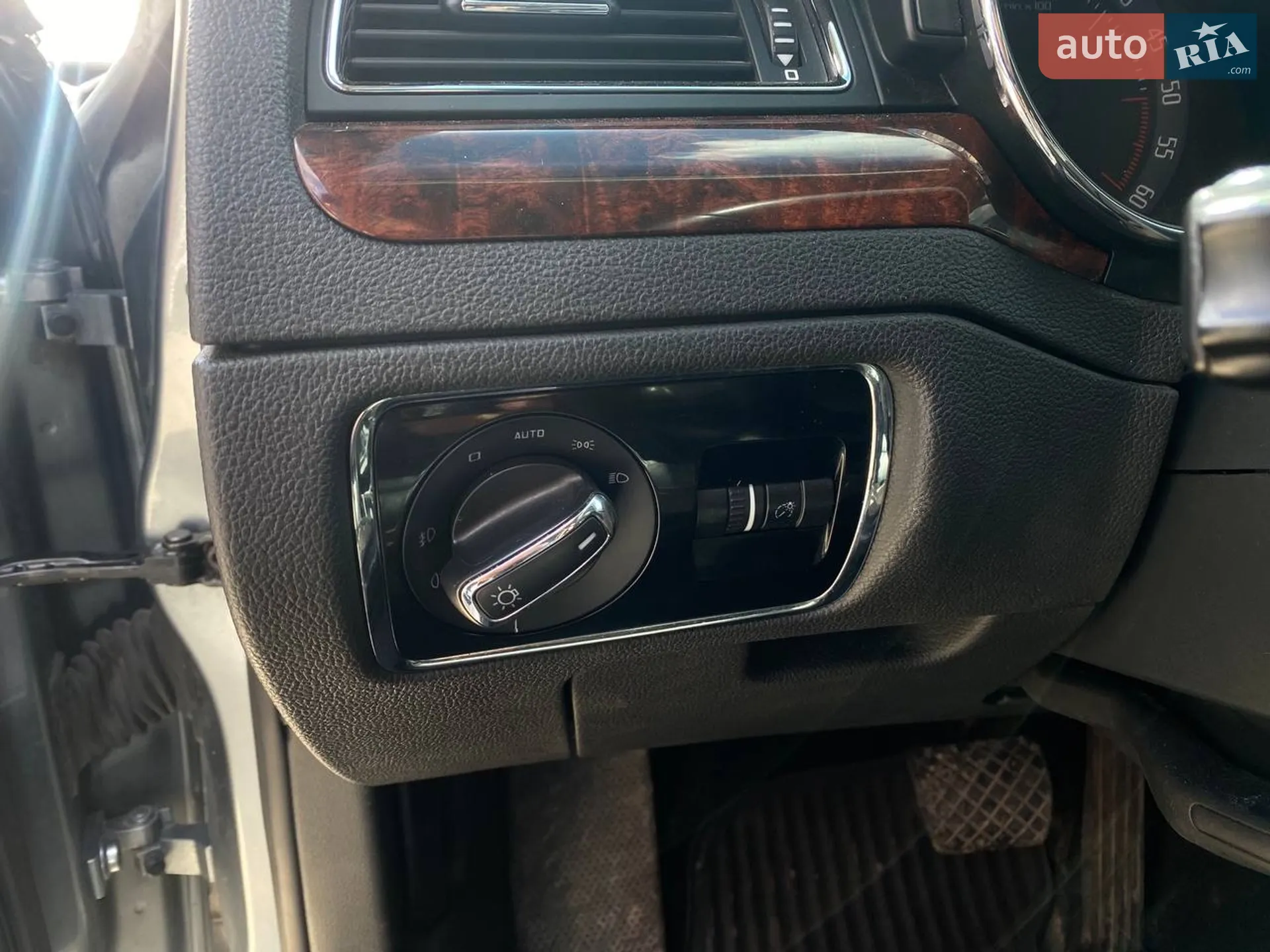 2012 Skoda Superb - мініатюра 12