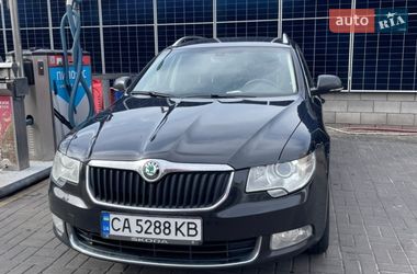 Универсал Skoda Superb 2012 в Киеве