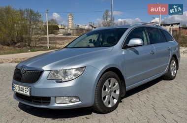 Универсал Skoda Superb 2010 в Львове