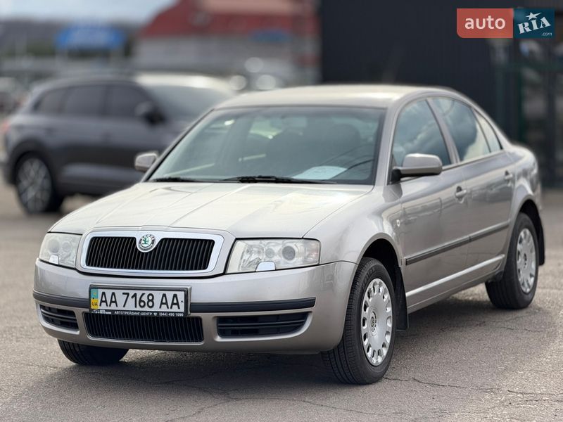 Skoda Superb 2006