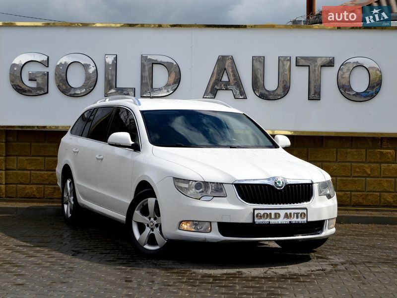 Skoda Superb 2011