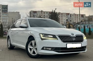 Универсал Skoda Superb 2016 в Дрогобыче