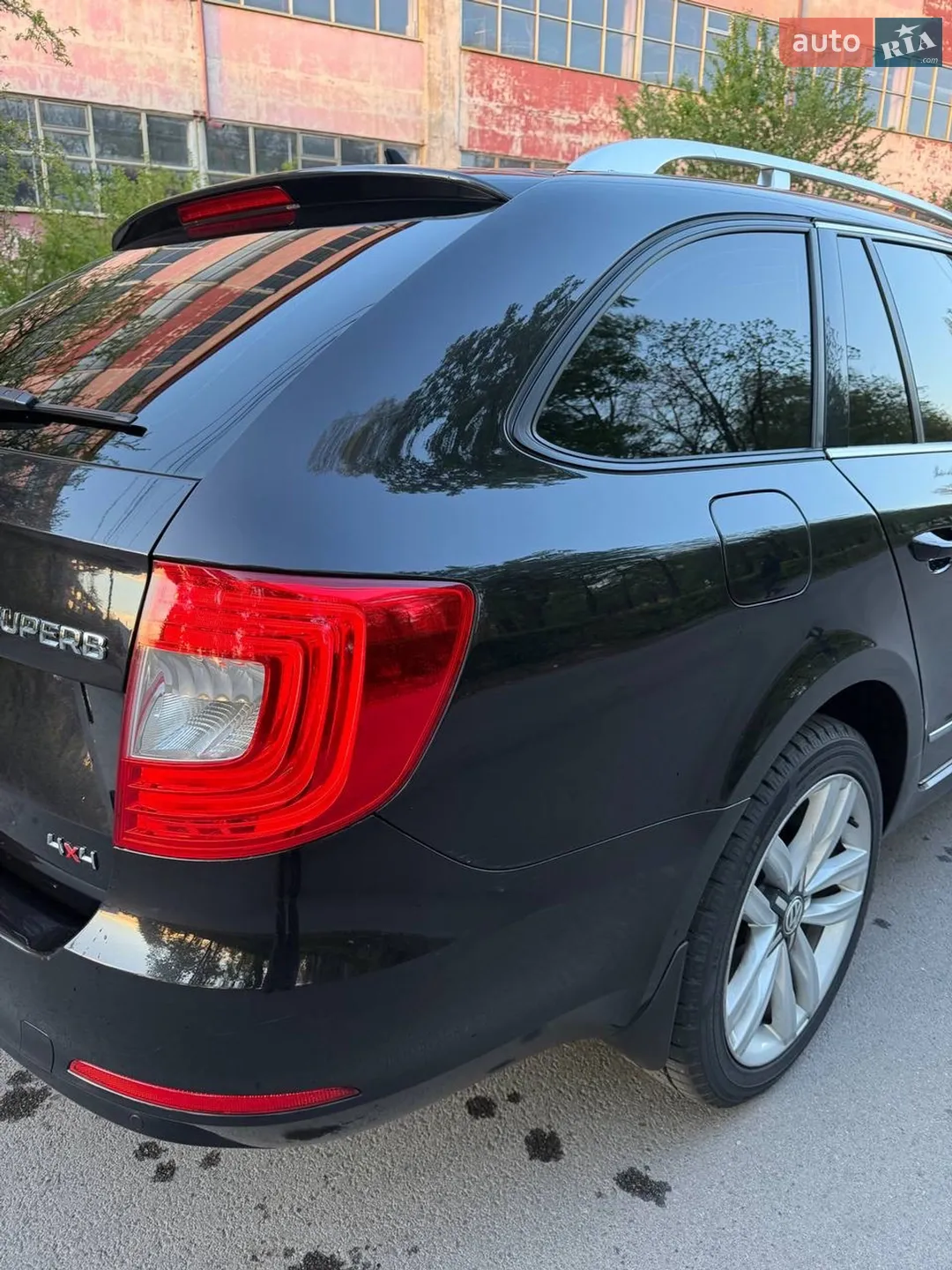 2013 Skoda Superb - мініатюра 28