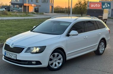 Универсал Skoda Superb 2014 в Виноградове