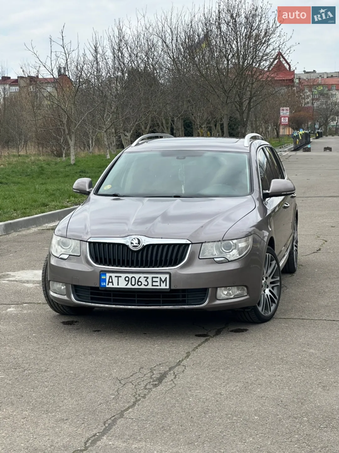 2010 Skoda Superb - фото 1