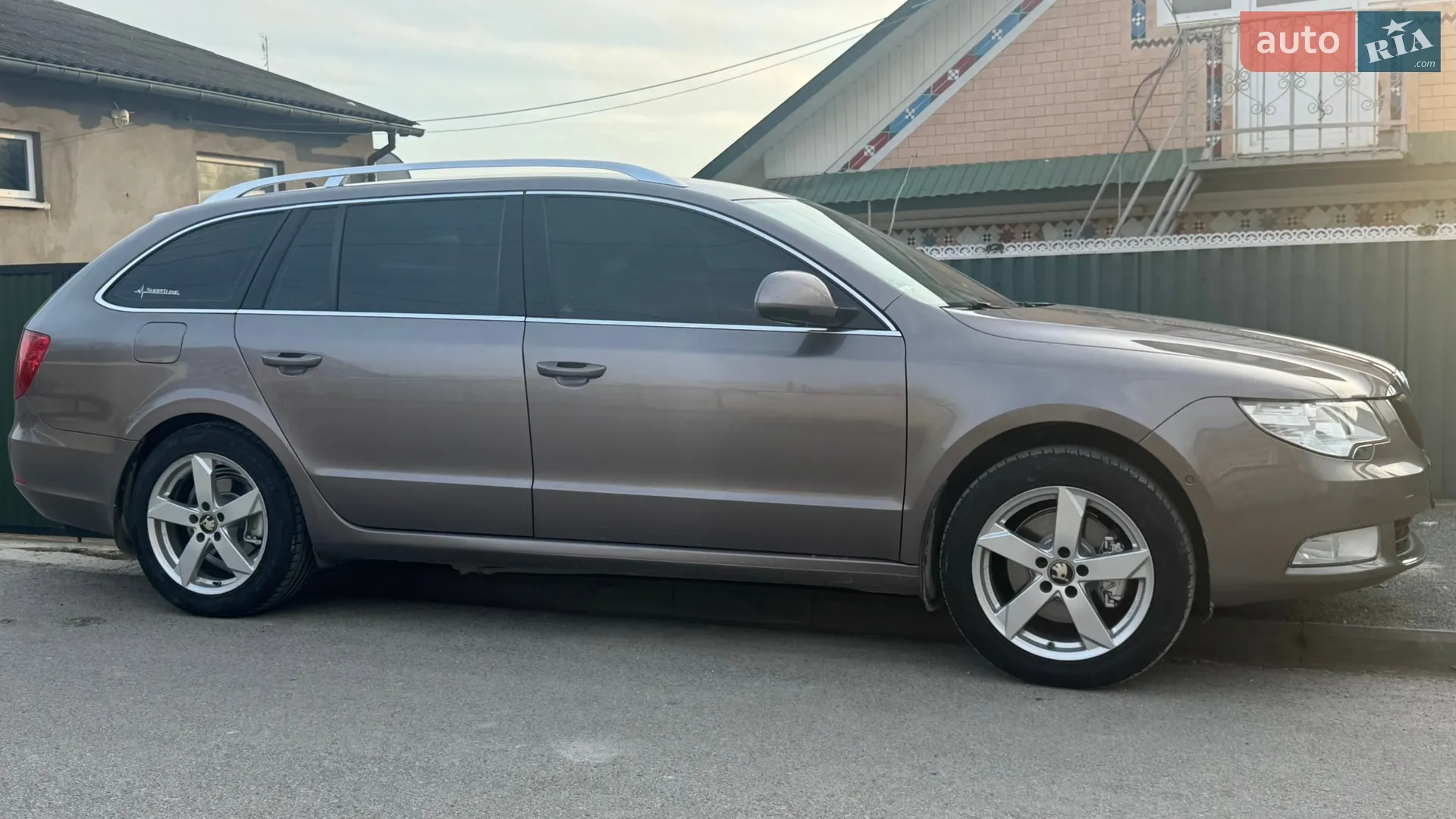 2011 Skoda Superb - мініатюра 41