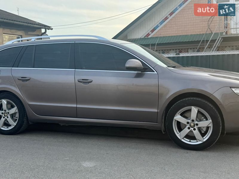 Универсал Skoda Superb 2011 в Каменец-Подольском фото 11 Универсал Skoda Superb 2011 в Каменец-Подольском