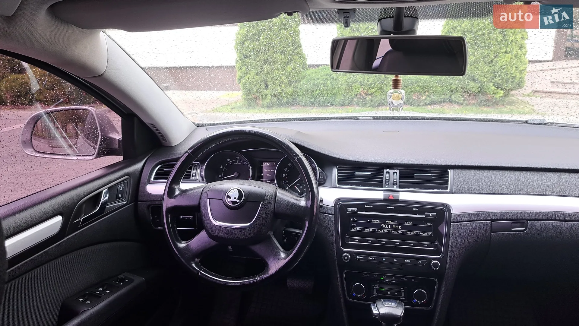 2010 Skoda Superb - мініатюра 31