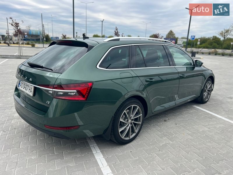 Універсал Skoda Superb 2020 в Ужгороді