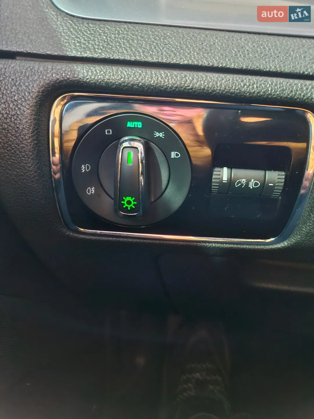 2011 Skoda Superb - мініатюра 8