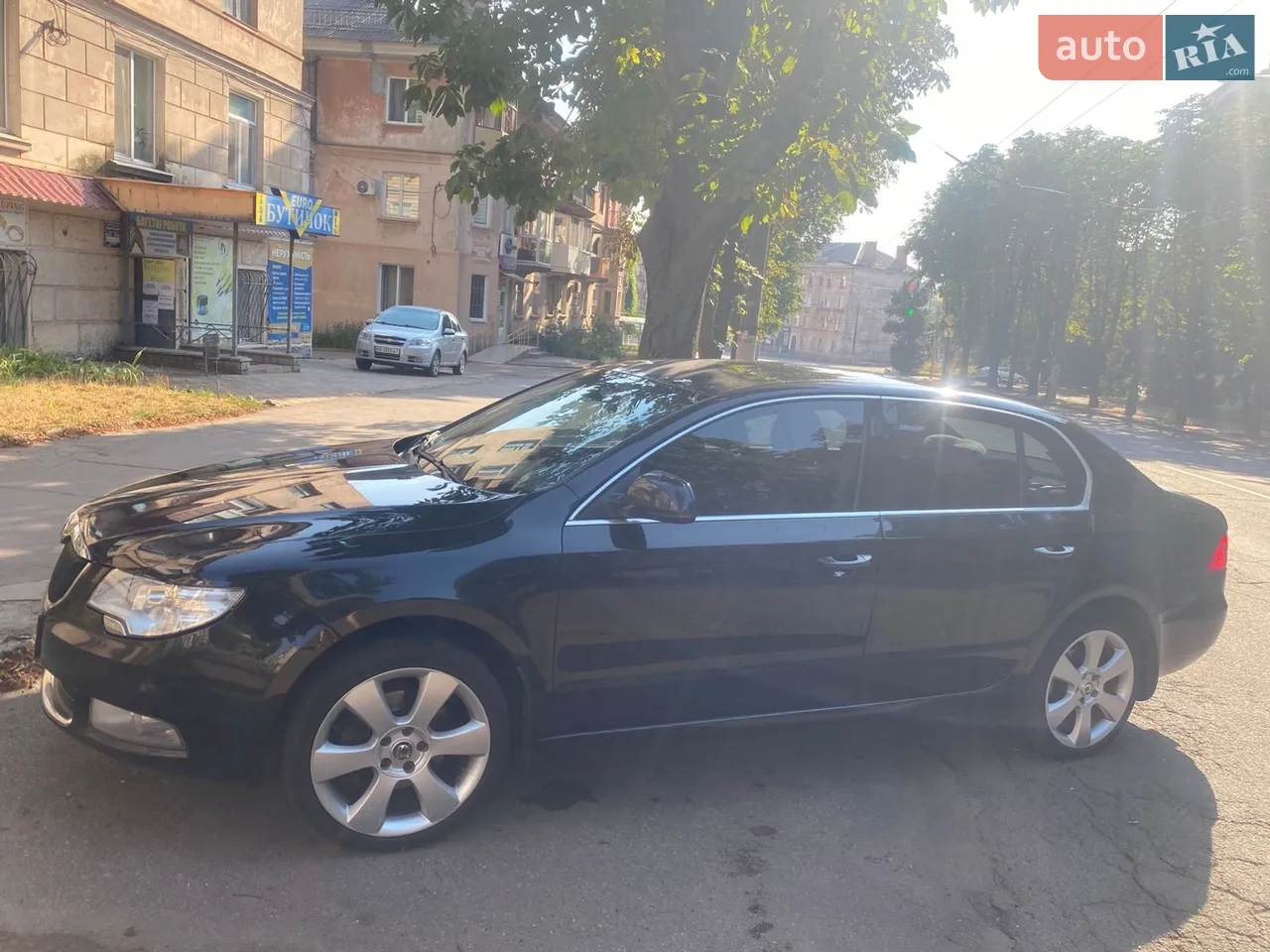 2011 Skoda Superb - мініатюра 18