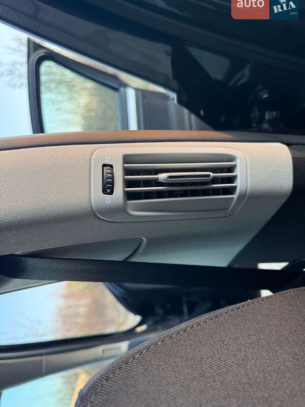 Універсал Skoda Superb 2012 в Львові фото 25 Універсал Skoda Superb 2012 в Львові