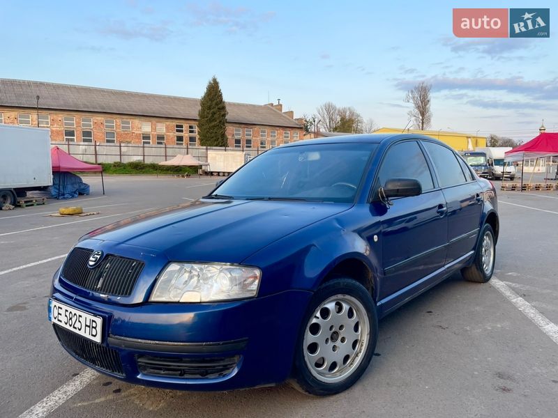 Лифтбек Skoda Superb 2003 в Черновцах фото Лифтбек Skoda Superb 2003 в Черновцах