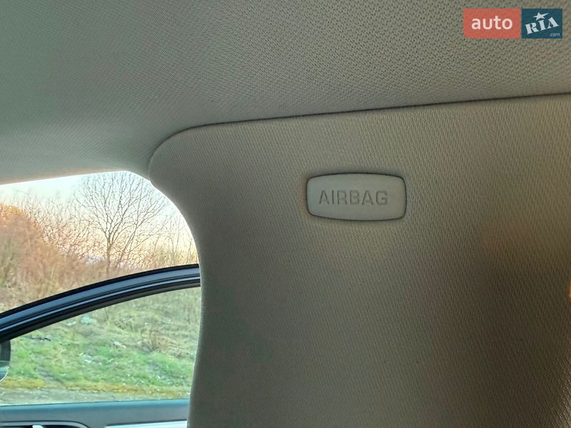 Універсал Skoda Superb 2012 в Львові фото 34 Універсал Skoda Superb 2012 в Львові