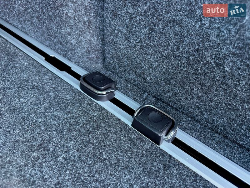 Універсал Skoda Superb 2012 в Львові фото 46 Універсал Skoda Superb 2012 в Львові