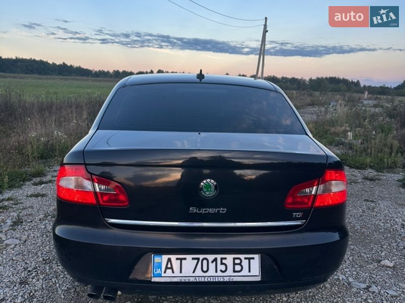 Лифтбек Skoda Superb 2012 в Богородчанах
